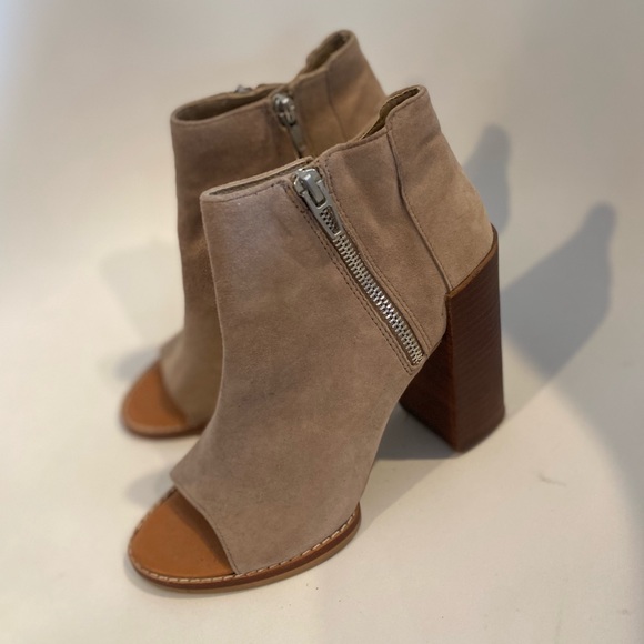 Dolce Vita booties size 6 - Picture 5 of 11